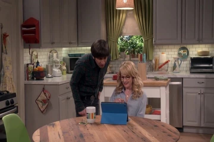 Raj found all these
childbirth videos online.