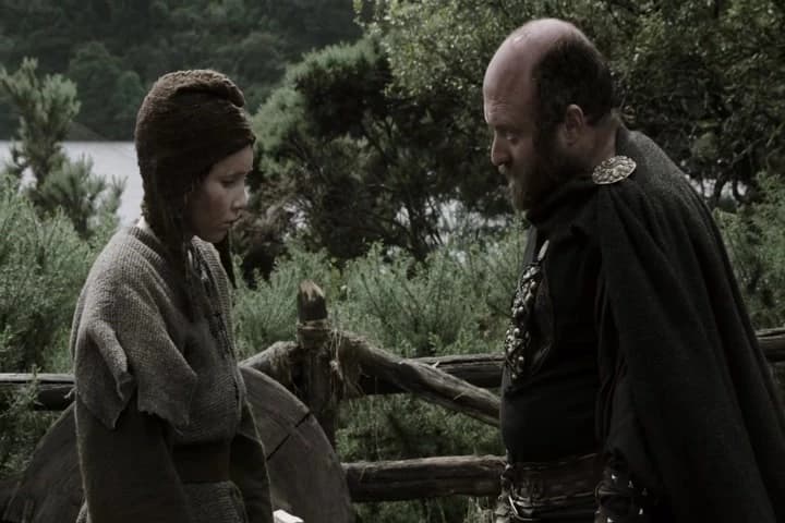 If you don't obey this order,
the Earl will never give you an arm ring!