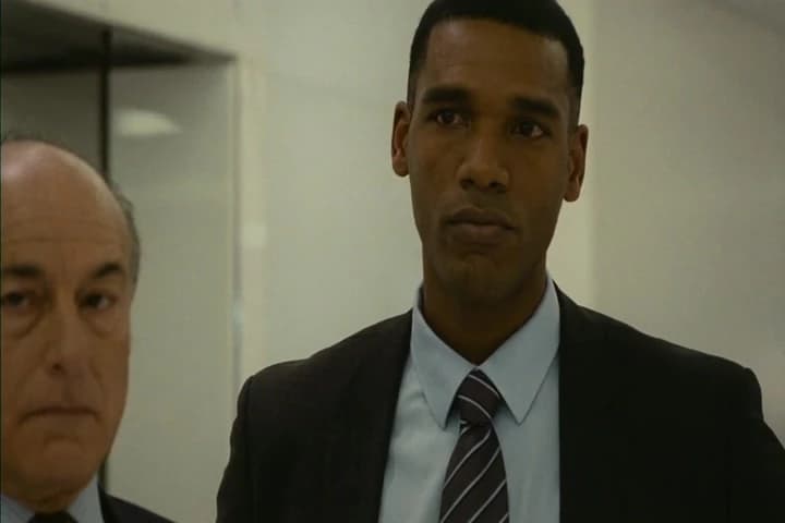 -Do you wanna call your dad?
-Do you wanna call your dad?