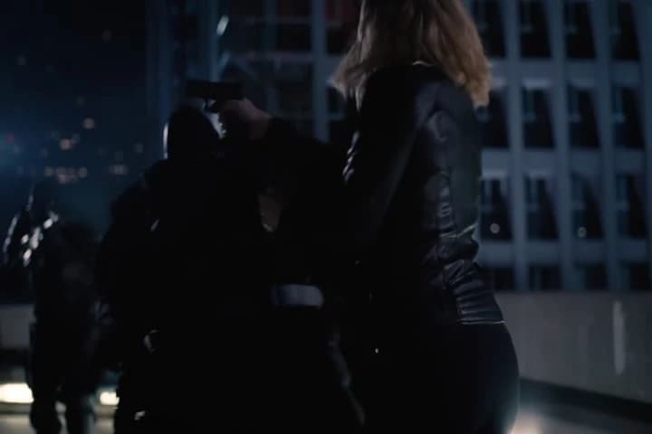 -RIOT OFFICER 5: No, no--
-(GUNSHOTS)