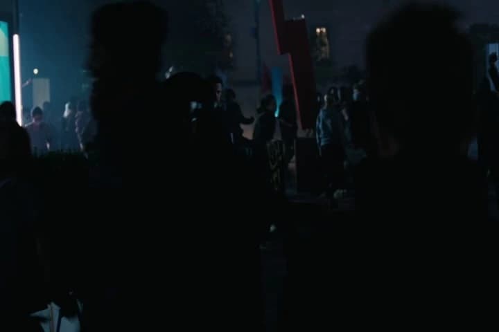 -WOMAN 1: (EXCLAIMS) Here we go!
-RIOT POLICE: (OVER PA) Everyone
 clear away from the street.