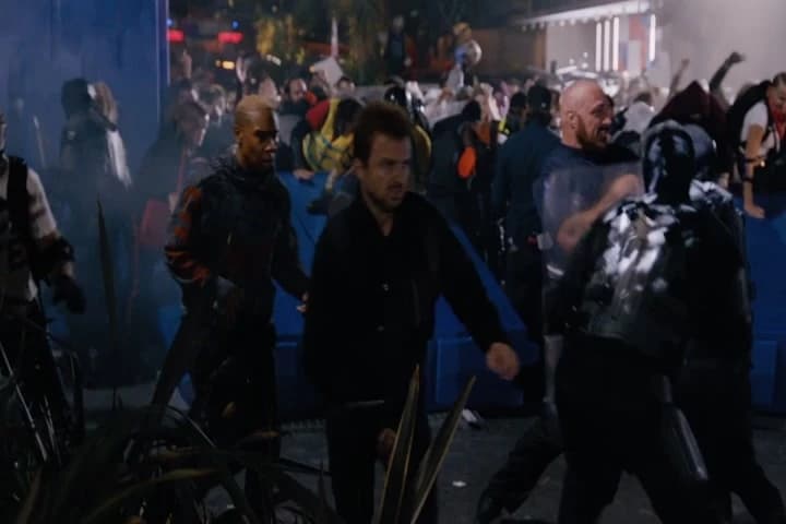 AARON PAUL: You're working with
 300 background players,